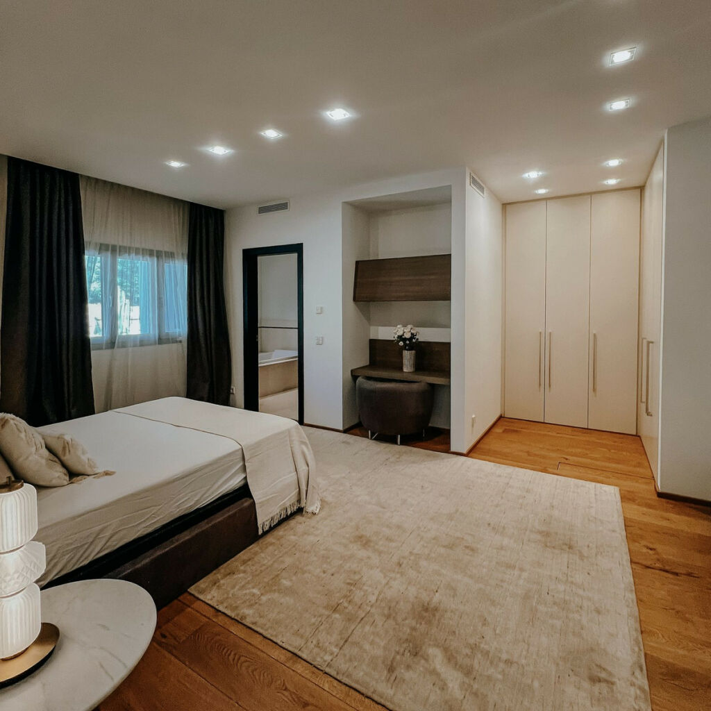 Townhouse Sierra Blanca Málaga - image 20