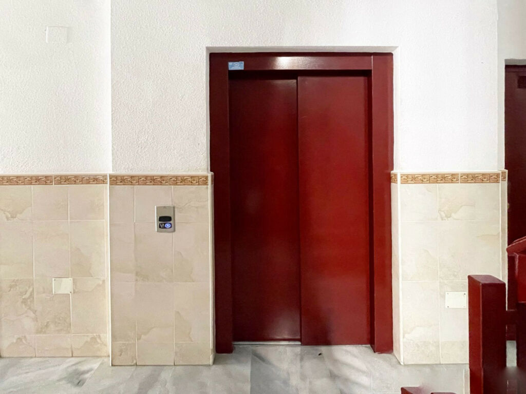 Middle Floor Apartment Las Lagunas Málaga - image 20
