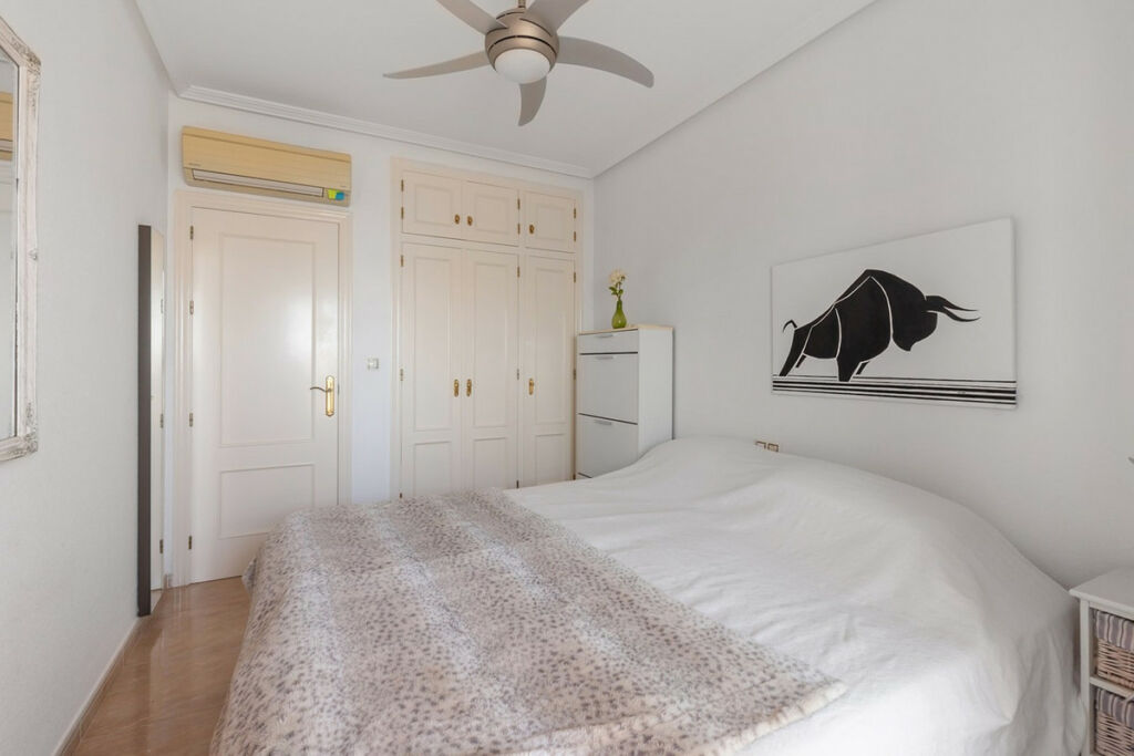 Penthouse Villamartin Alicante - image 20