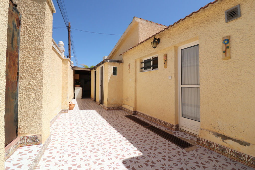 Detached Villa Ciudad Quesada Alicante - image 20