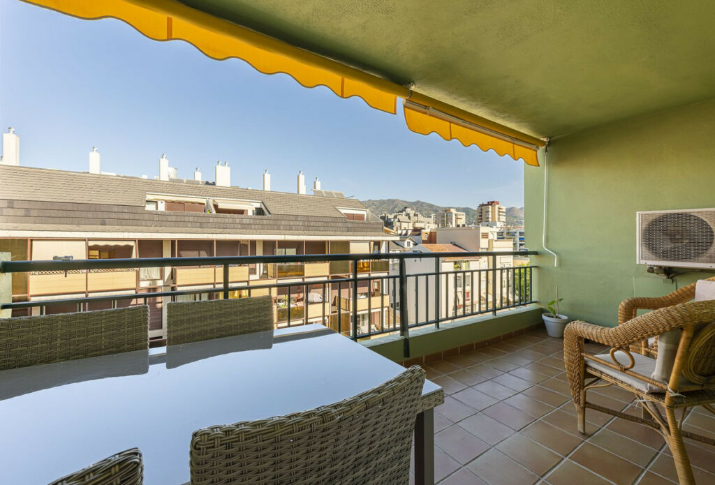 Middle Floor Apartment Fuengirola Málaga - image 20