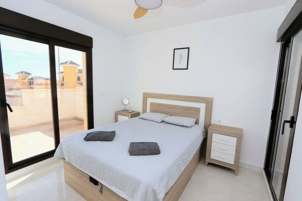 Detached Villa Villamartin Alicante - image 21