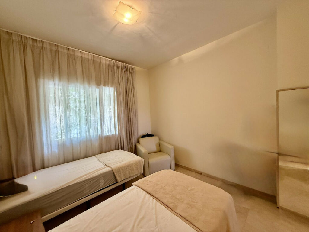 Middle Floor Apartment Elviria Málaga - image 20