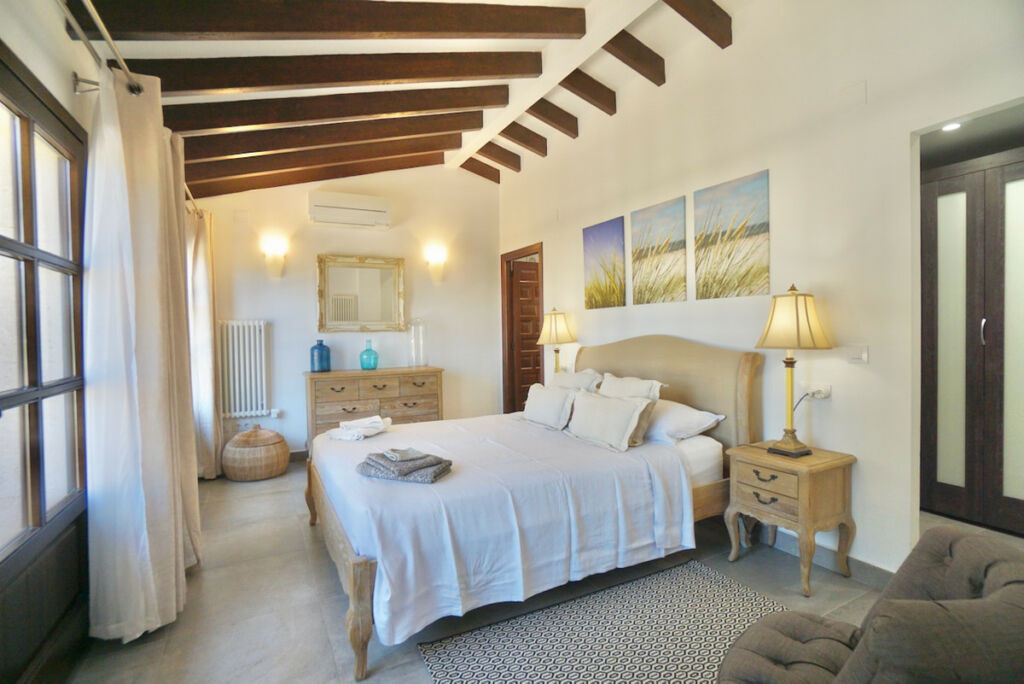 Detached Villa Moraira Alicante - image 20
