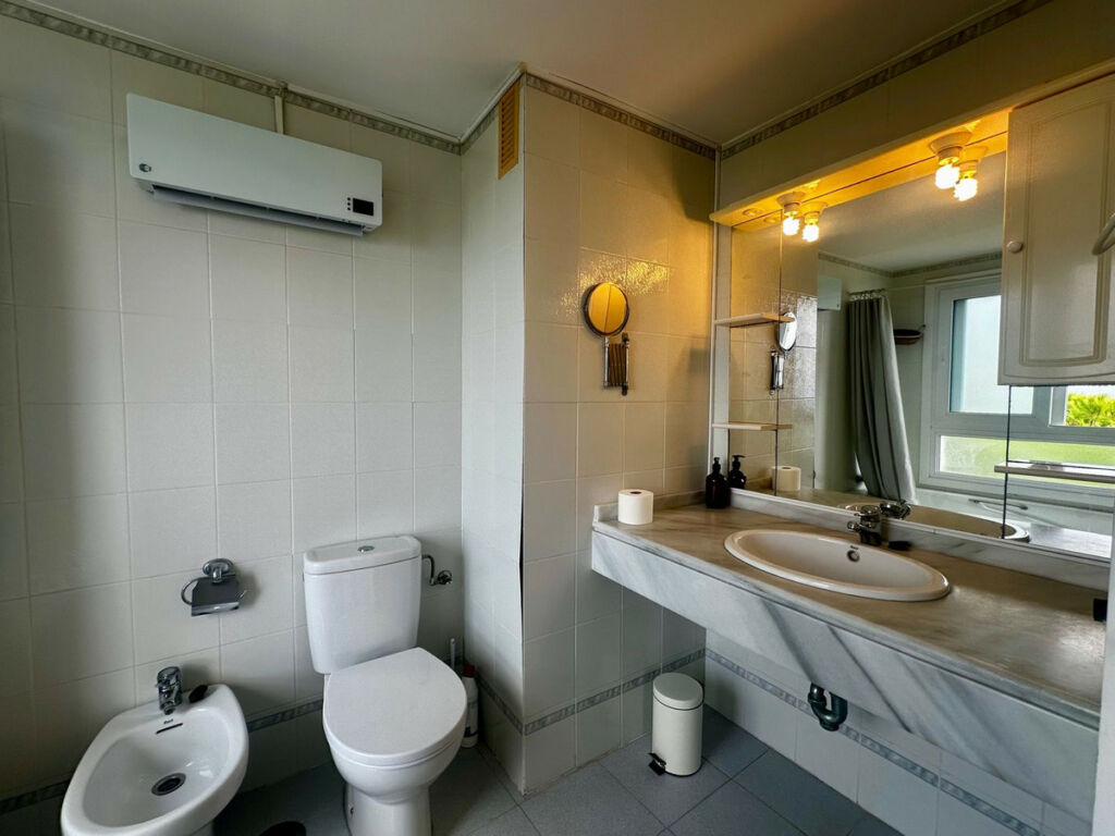 Penthouse Calahonda Málaga - image 20