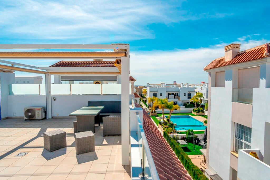 Penthouse Dona Pepa Alicante - image 23