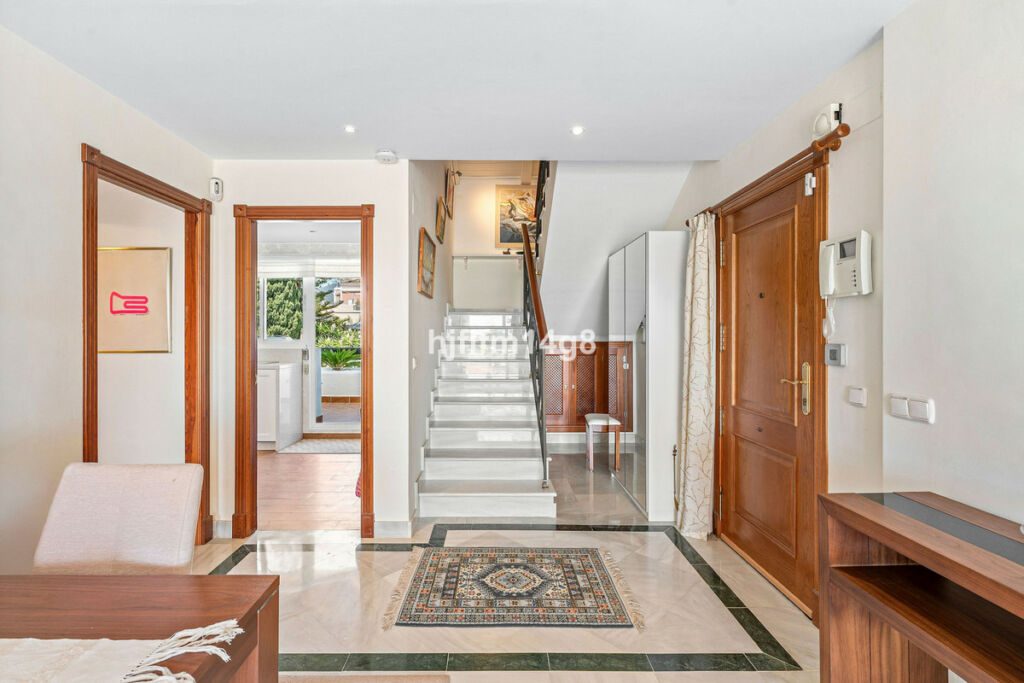 Penthouse Duplex Nueva Andalucía Málaga - image 21