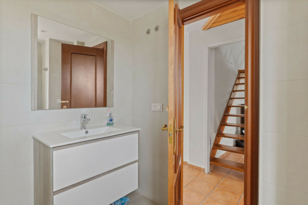 Detached Villa Coín Málaga - image 21