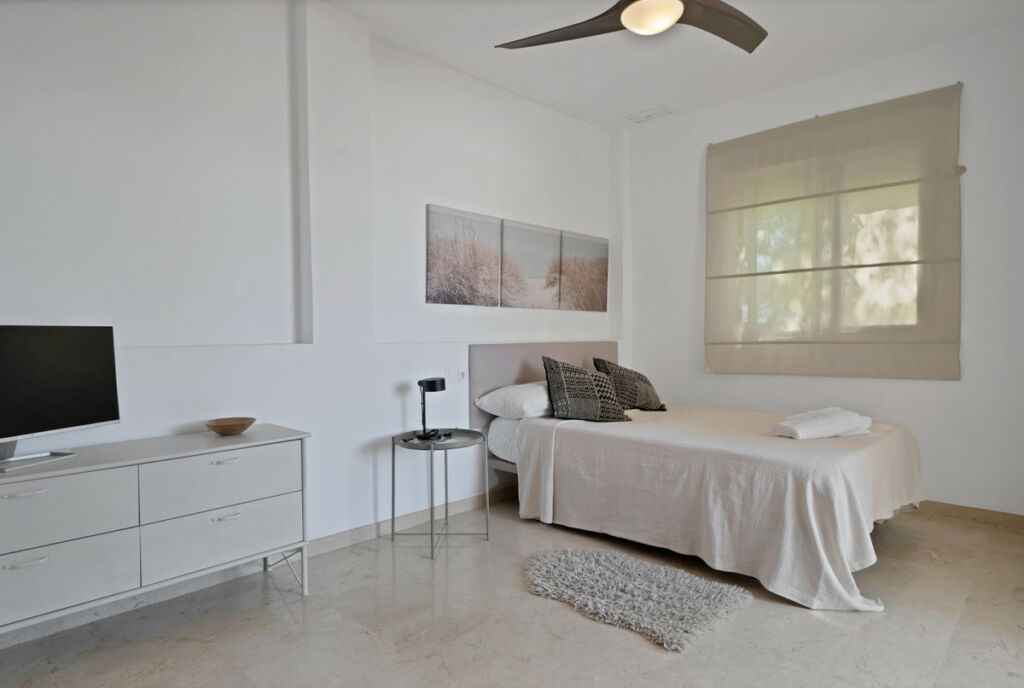 Detached Villa Torremuelle Málaga - image 21