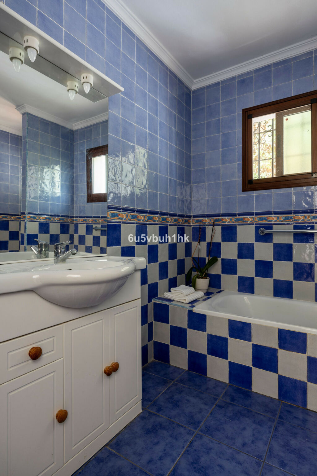 Detached Villa Torremuelle Málaga - image 21