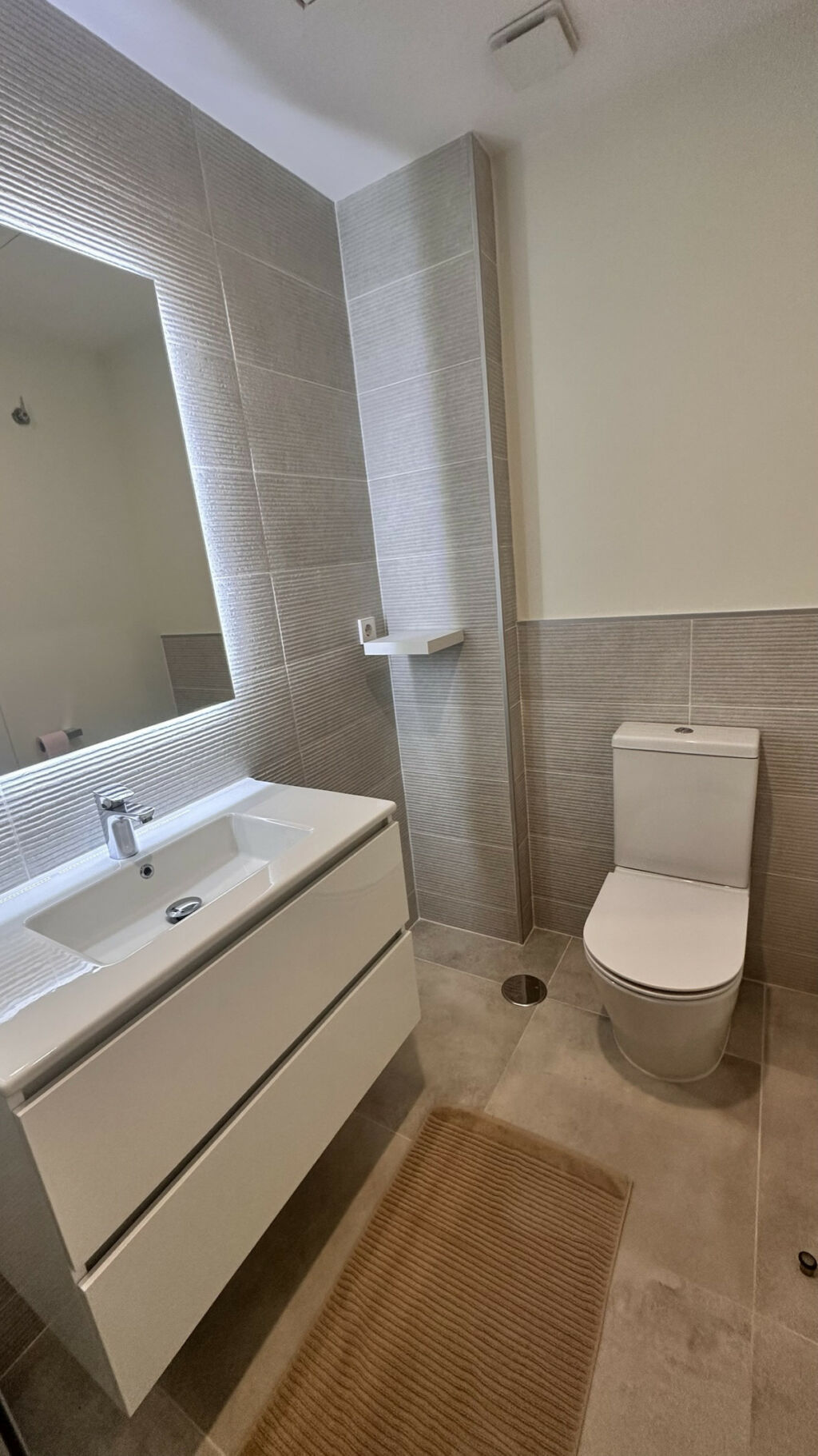 Middle Floor Apartment Selwo Málaga - image 20