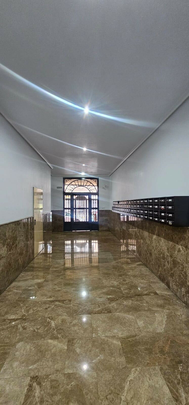 Middle Floor Apartment Torrevieja Alicante - image 21