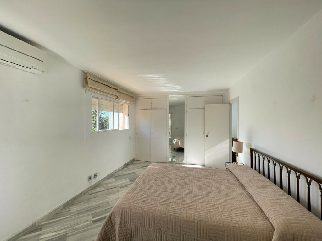 Townhouse Estepona Málaga - image 21
