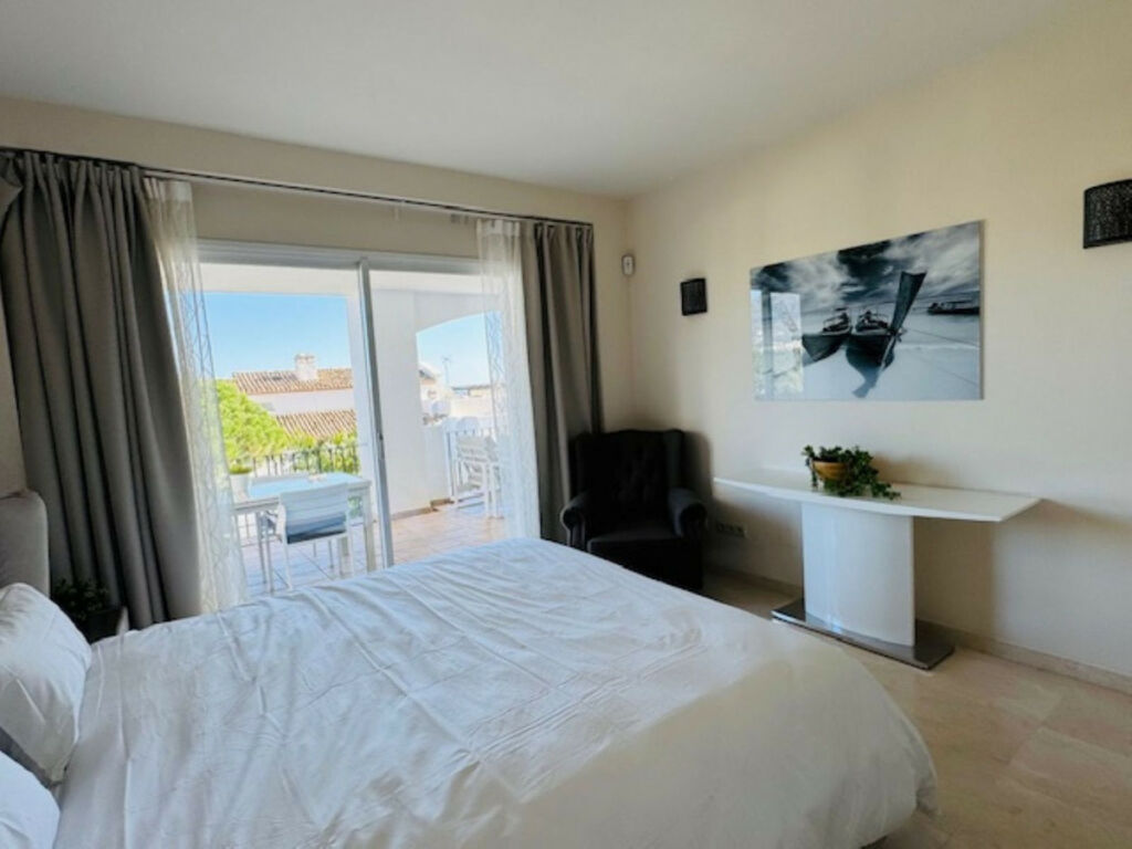 Ground Floor Apartment La Quinta Málaga - image 20