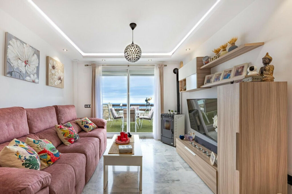 Penthouse Duplex Casares Playa Málaga - image 21