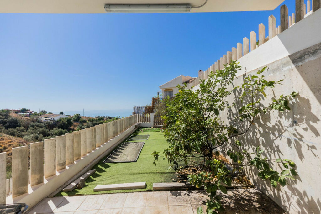 Detached Villa Chilches Málaga - image 21