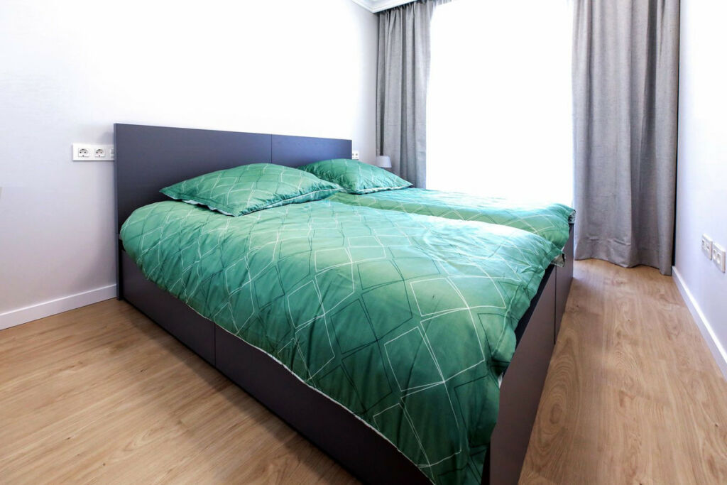 Middle Floor Apartment Nueva Andalucía Málaga - image 21