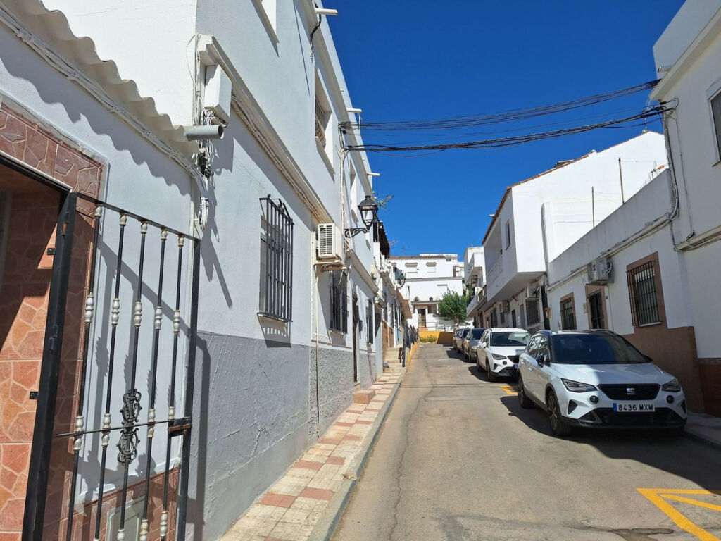 Semi-Detached House San Enrique Cádiz - image 19