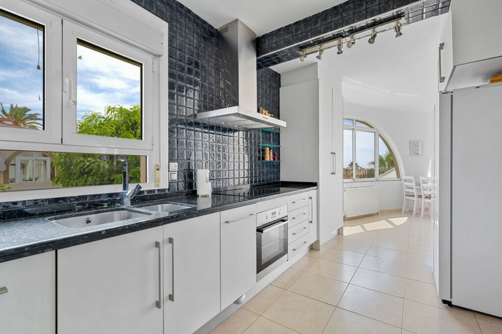 Detached Villa Ciudad Quesada Alicante - image 20