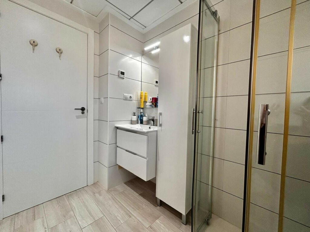Penthouse Villamartin Alicante - image 21