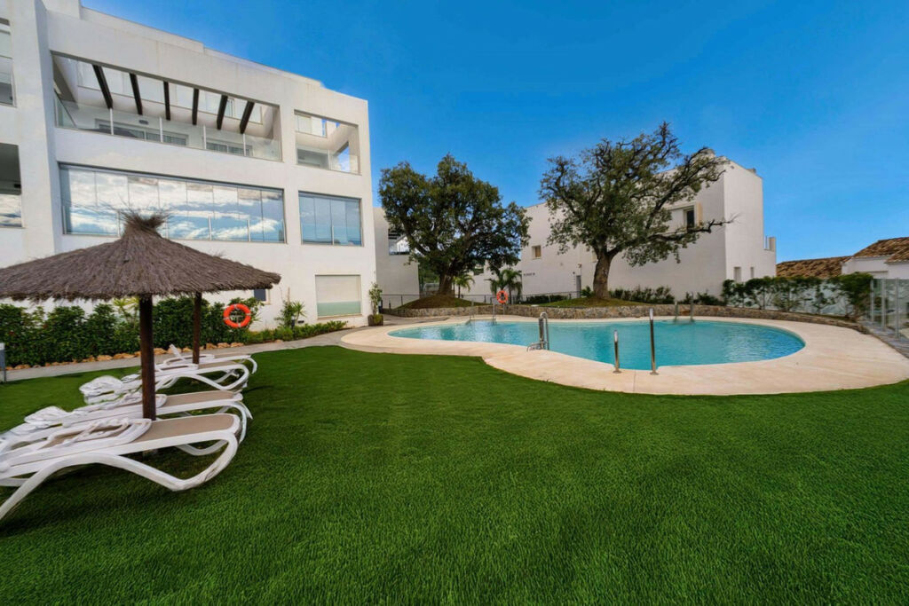 Middle Floor Apartment Altos de los Monteros Málaga - image 21