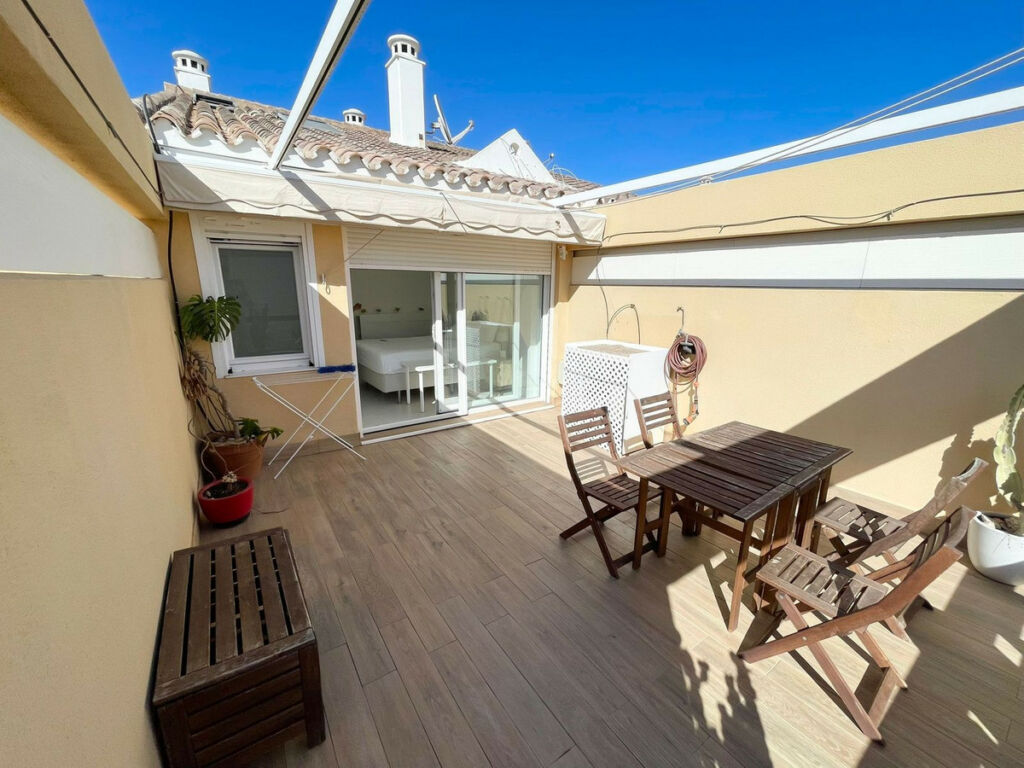 Penthouse Elviria Málaga - image 21
