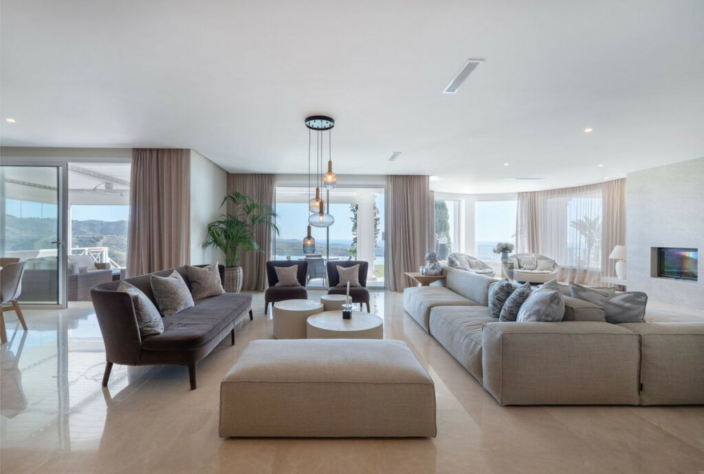 Detached Villa Marbella Málaga - image 21
