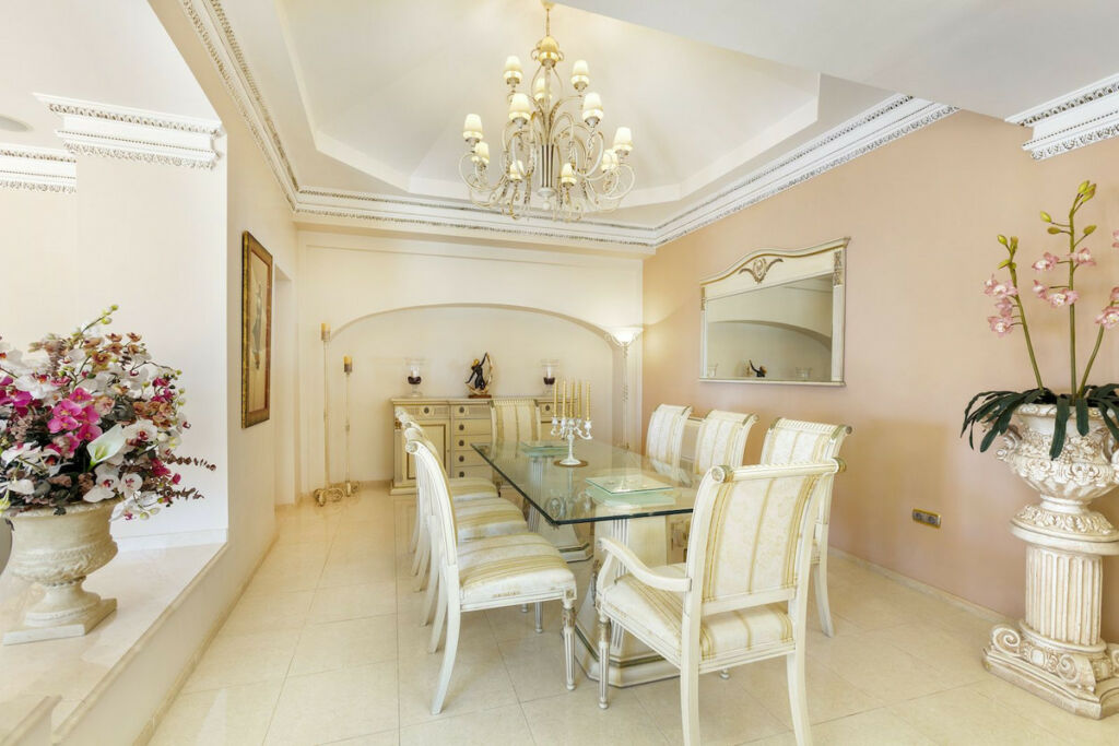 Detached Villa Marbesa Málaga - image 20