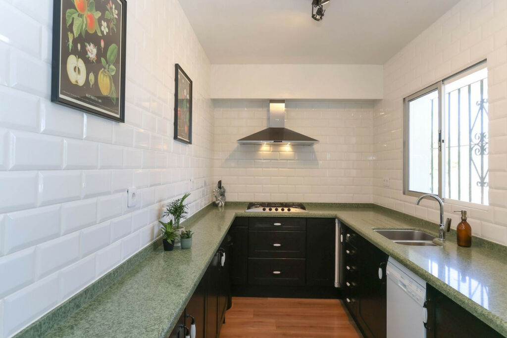 Detached Villa Guaro Málaga - image 21