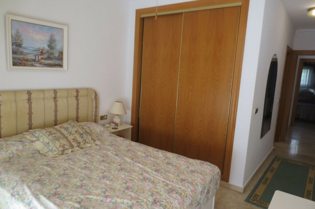 Middle Floor Apartment Fuengirola Málaga - image 21