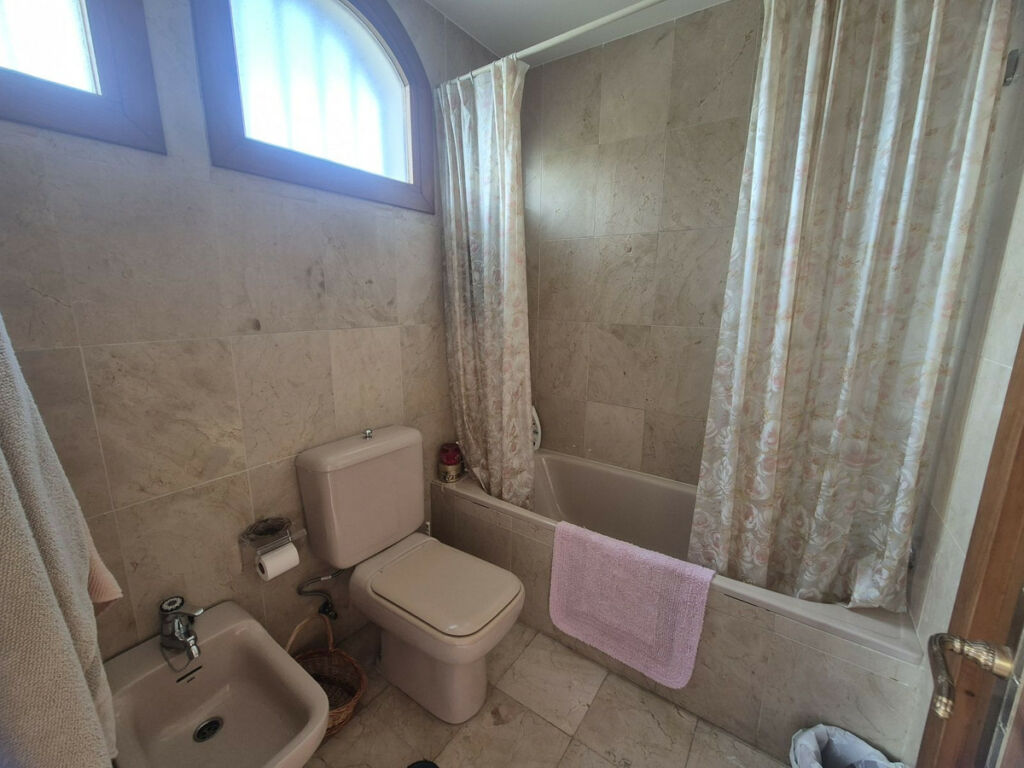 Townhouse Guadalmina Baja Málaga - image 34