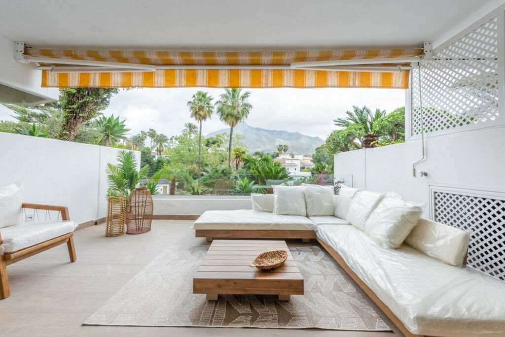 Middle Floor Apartment The Golden Mile Málaga - image 21