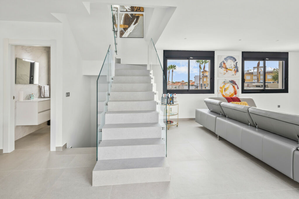Detached Villa Algorfa Alicante - image 21