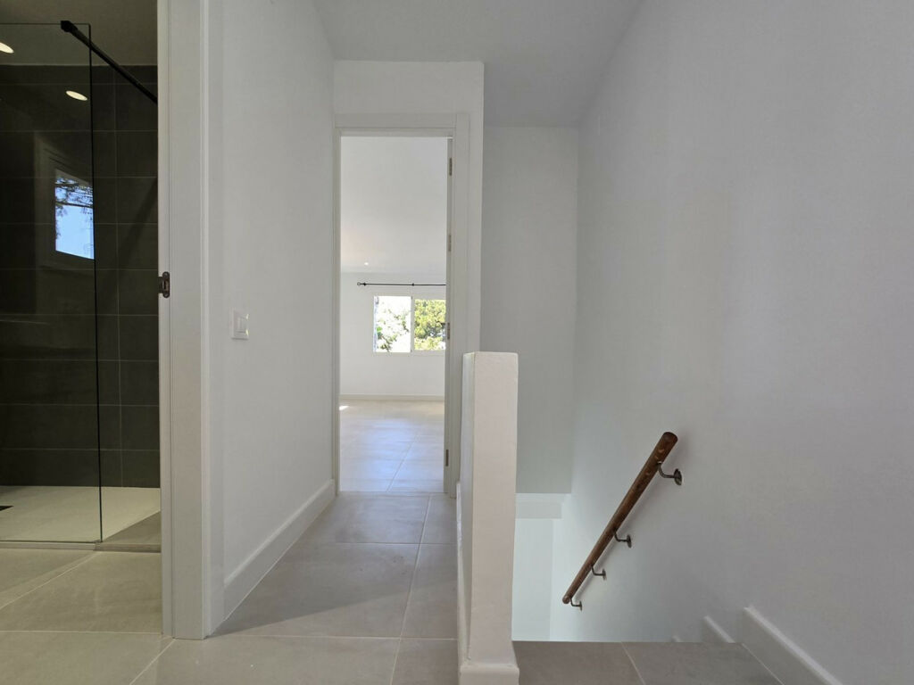 Semi-Detached House Elviria Málaga - image 21