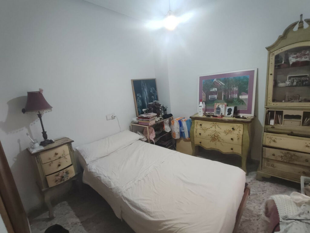 Middle Floor Apartment Torrevieja Alicante - image 21