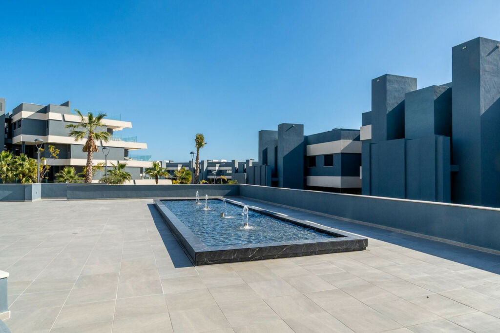 Middle Floor Apartment Estepona Málaga - image 21