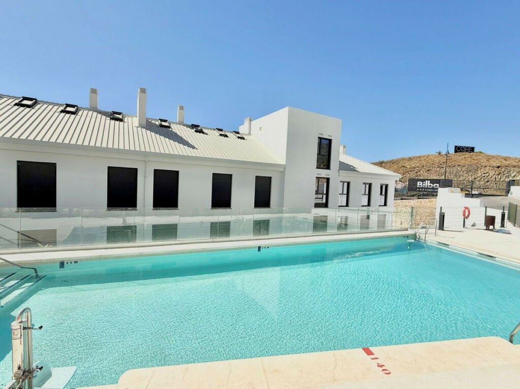 Ground Floor Apartment Higueron Málaga - image 21