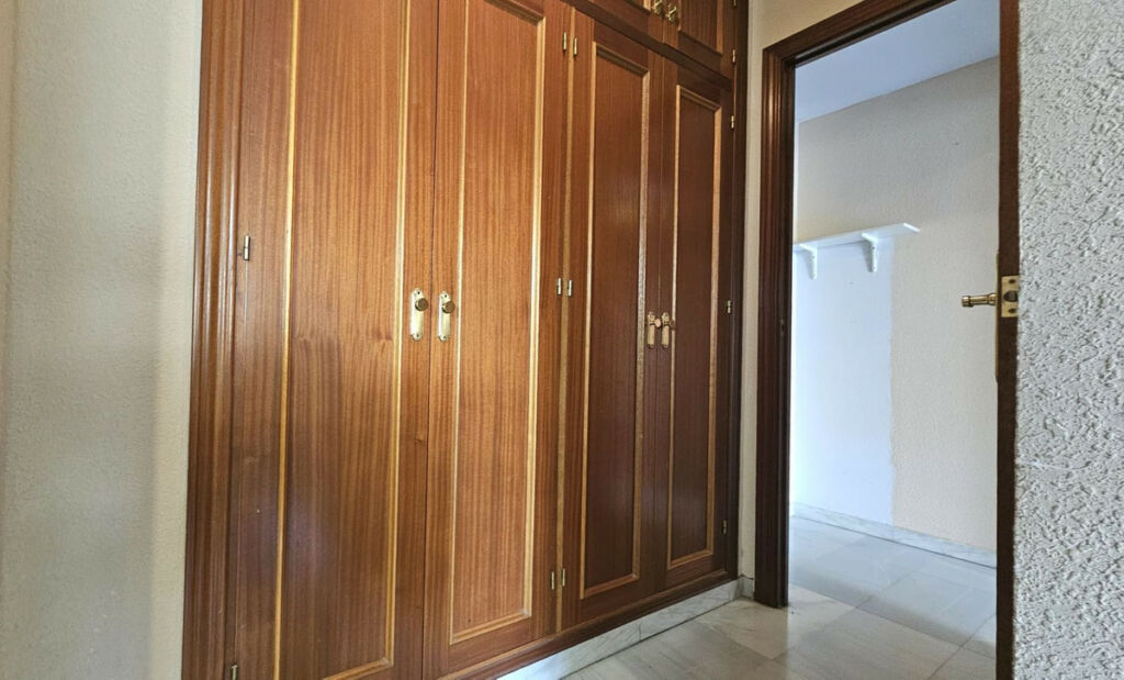 Middle Floor Apartment Fuengirola Málaga - image 21