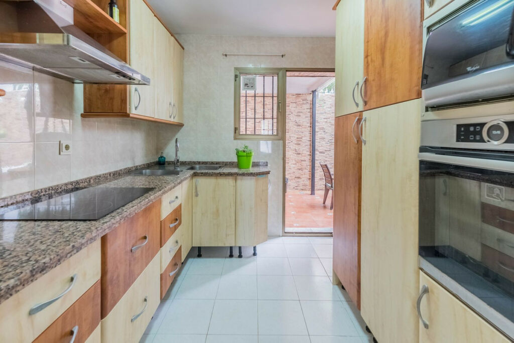 Townhouse El Coto Málaga - image 21