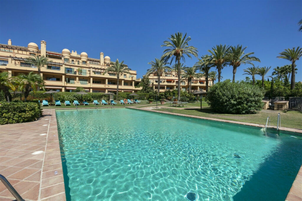 Penthouse Duplex Los Flamingos Málaga - image 21