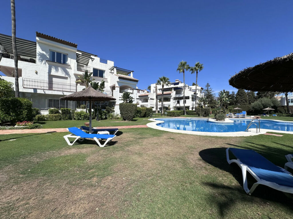 Middle Floor Apartment San Pedro de Alcántara Málaga - image 23