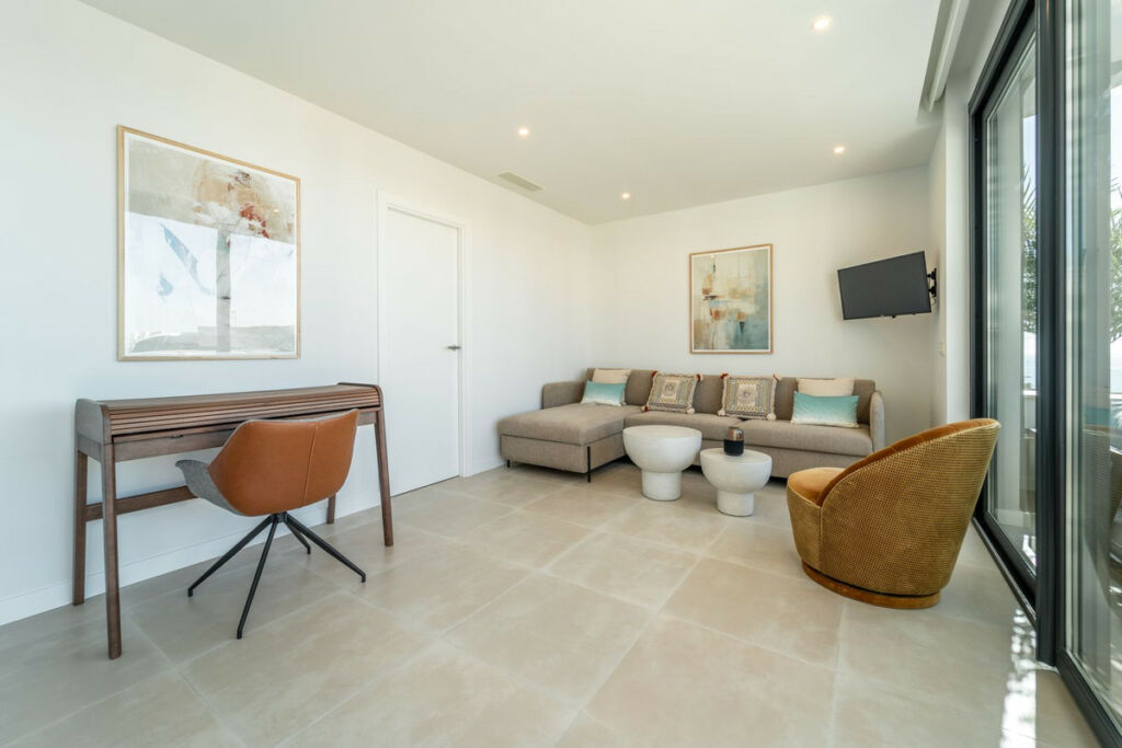 Top Floor Apartment Higueron Málaga - image 21