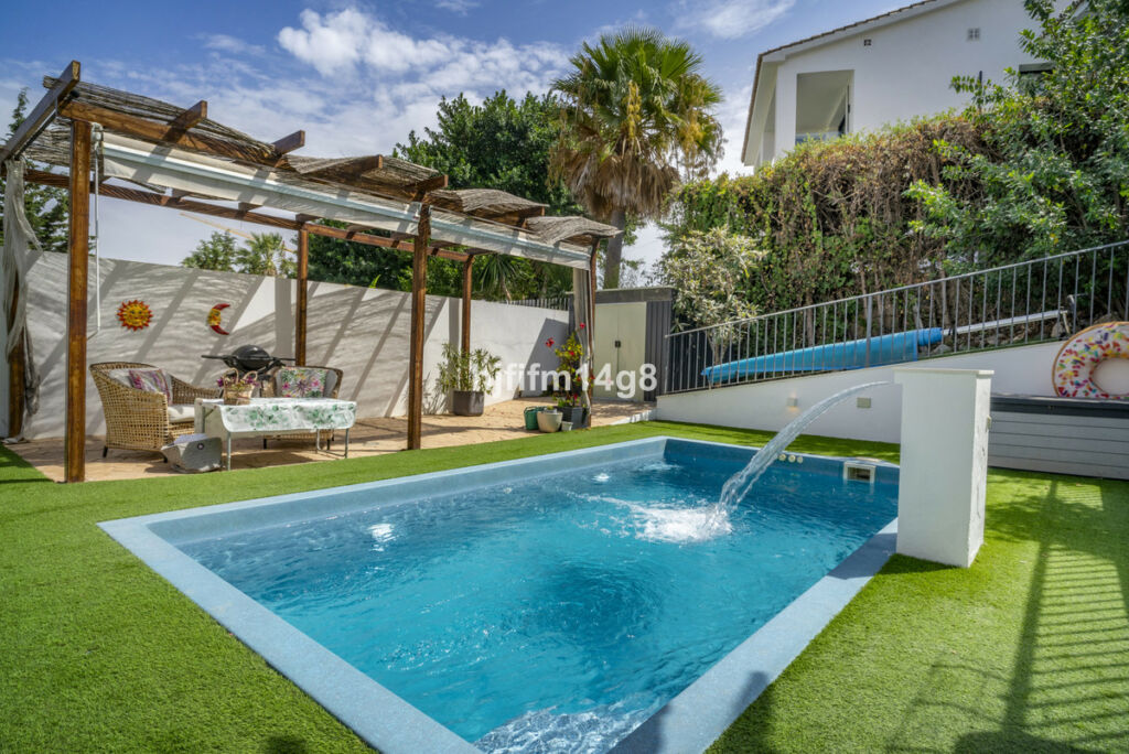 Detached Villa La Campana Málaga - image 21