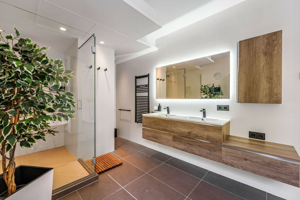 Detached Villa Marbella Málaga - image 21