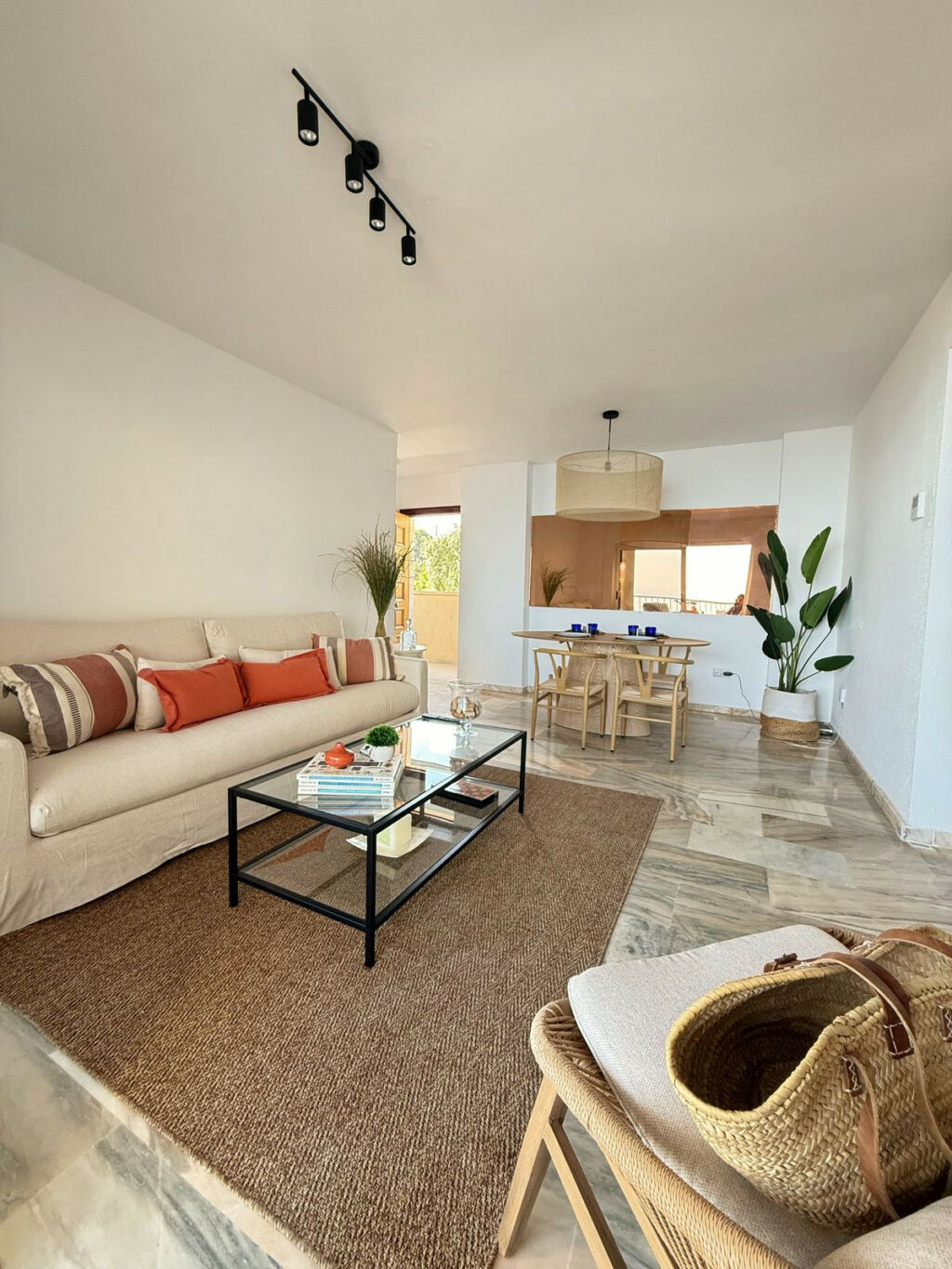 Middle Floor Apartment Fuengirola Málaga - image 21