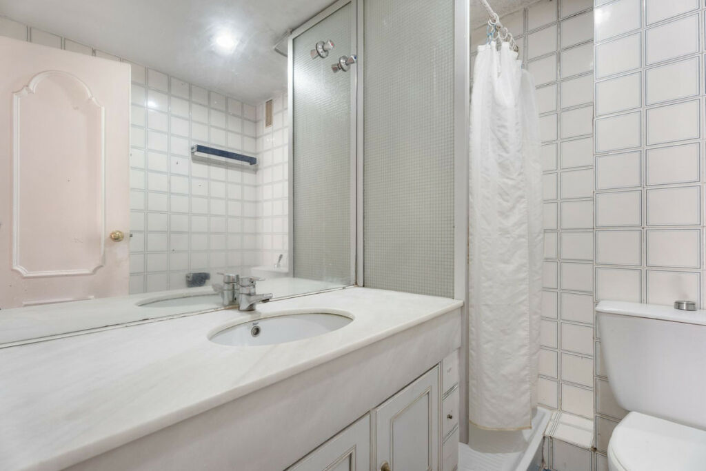 Middle Floor Apartment Marbella Málaga - image 21