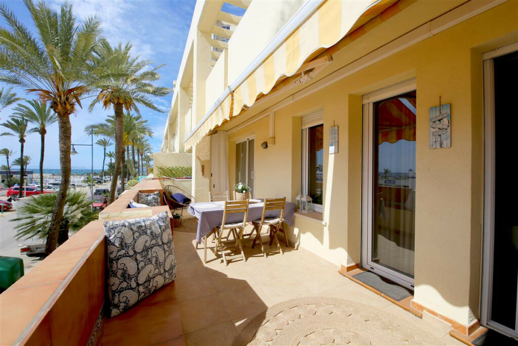 Middle Floor Apartment Estepona Málaga - image 21