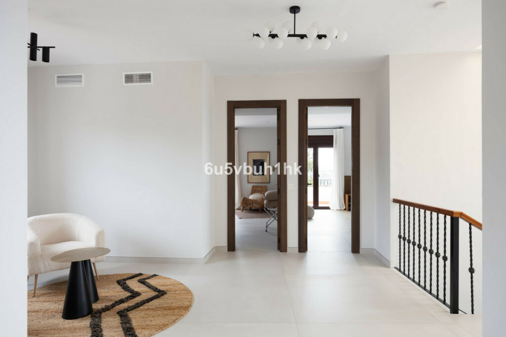 Detached Villa Marbella Málaga - image 21