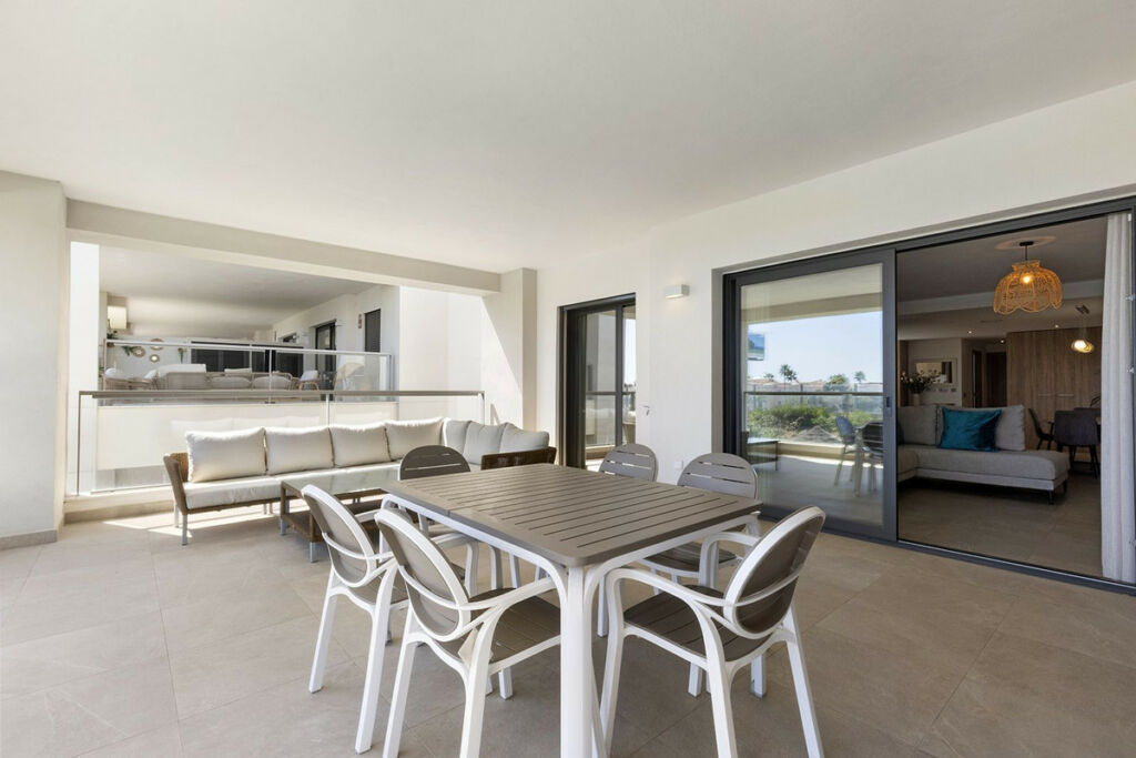Middle Floor Apartment Casares Playa Málaga - image 21