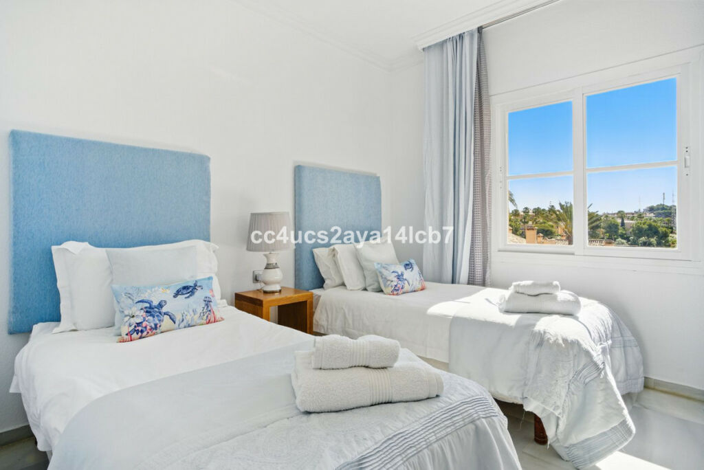 Penthouse Riviera del Sol Málaga - image 21